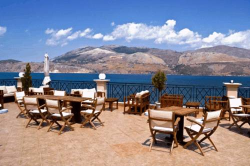 Lazaratos Hotel